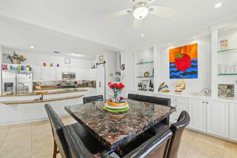 7202 Catalina Isle Drive, Lake Worth FL - photo 21 of 49