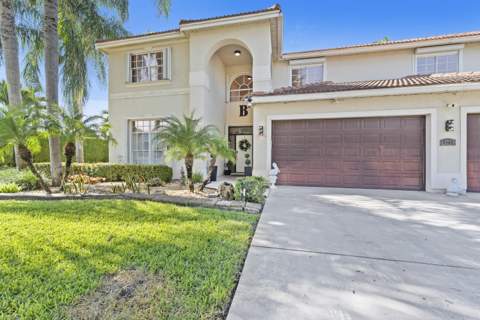 7202 Catalina Isle Drive, Lake Worth FL - photo 12 of 49