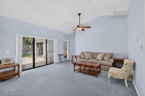 39 Cedar Circle, Boynton Beach FL - photo 9 of 68
