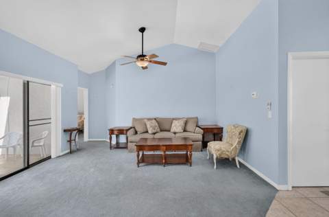39 Cedar Circle, Boynton Beach FL - photo 10 of 68