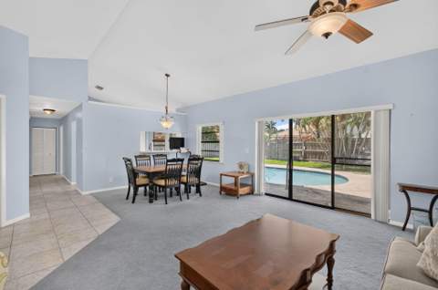 39 Cedar Circle, Boynton Beach FL - photo 13 of 68