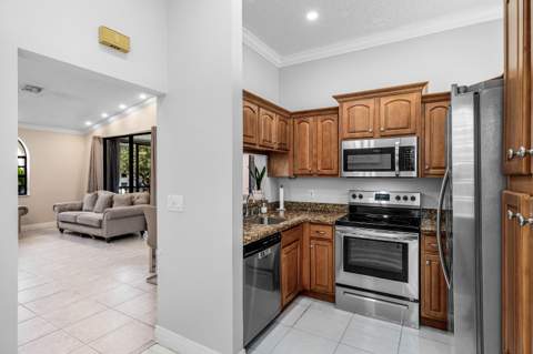5439 Verona Drive #P, Boynton Beach FL - photo 11 of 33