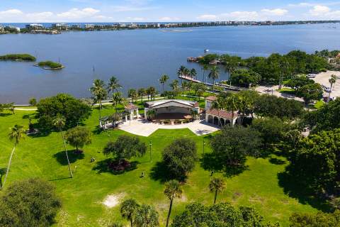 113 N Lakeside Drive ##5, Lake Worth Beach FL - photo 21 of 23