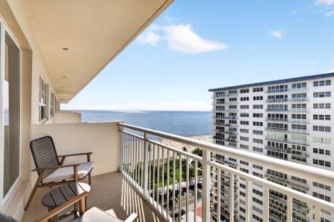 133 N Pompano Beach Boulevard #Apt. Ph-5, Pompano Beach FL - photo 20 of 50