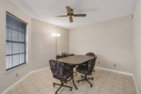 8429 Waterford Circle #0, Tamarac FL - photo 11 of 30