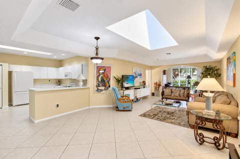 12598 Crystal Pointe Drive #B, Boynton Beach FL - photo 7 of 48