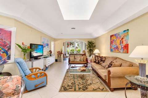 12598 Crystal Pointe Drive #B, Boynton Beach FL - photo 10 of 48