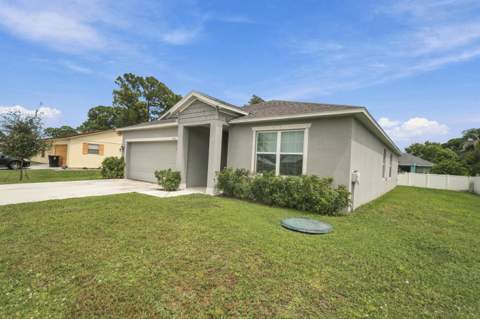 1811 SE Sandia Drive, Port St. Lucie FL - photo 16 of 50
