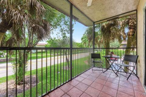 334 Lakeview Drive #204, Weston FL - photo 7 of 56