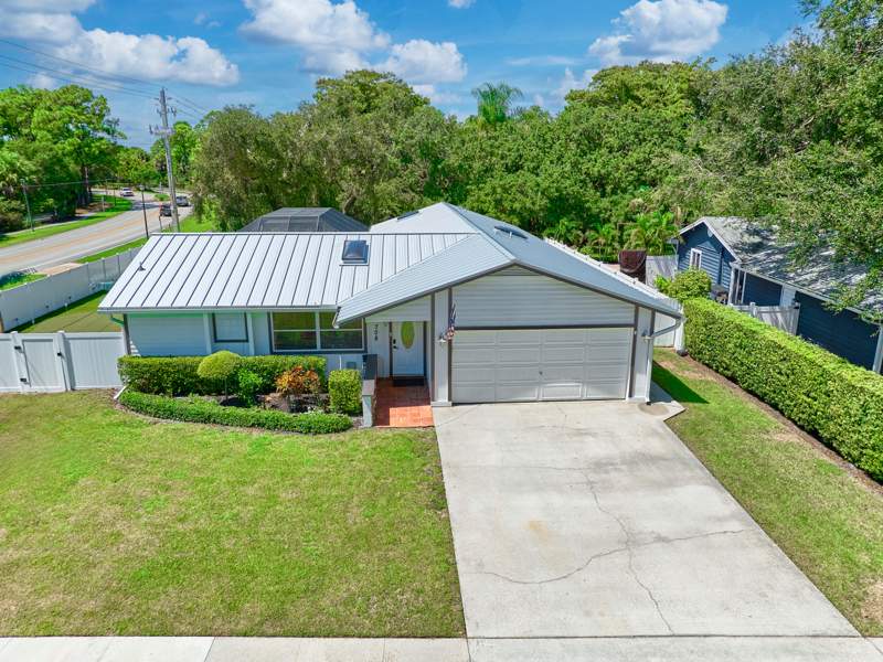 4 bedroom Single Family Residence at 708 Weldwood Road, Brentwood South As, Jupiter — photo 5