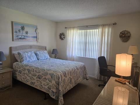 135 Lake Meryl Drive, West Palm Beach FL - photo 12 of 25