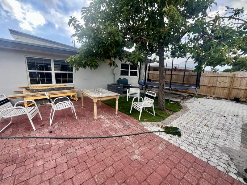 3 bedroom Single Family Residence at 3765 NE 18th Avenue, North Pompano Beach Sec, Pompano Beach — photo 5