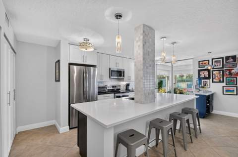 103 Half Moon Circle #C1, Hypoluxo FL - photo 9 of 79
