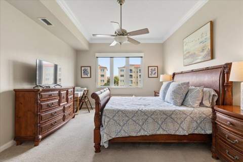 19 Harbour Isle Drive #202, Fort Pierce FL - photo 17 of 32