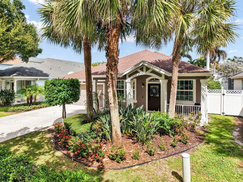 4 bedroom Single Family Residence at 241 Clocktower Drive, Clocktower Hammock, Jupiter — photo 2