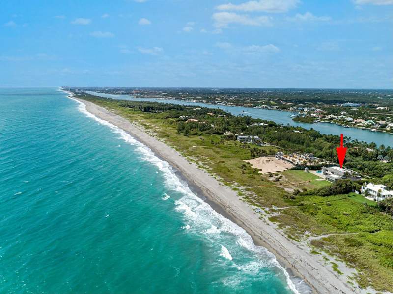 4 bedroom Single Family Residence at 477 S Beach Road, Jupiter Island, Jupiter Island — photo 4