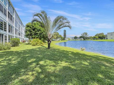 1013 Harwood C #1013, Deerfield Beach FL - photo 22 of 30