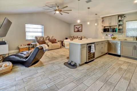 7007 NW 40th Place, Coral Springs FL - photo 18 of 37