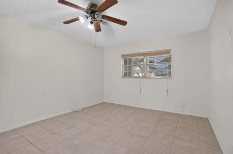 5181 W Oakland Park Boulevard #104, Lauderdale Lakes FL - photo 11 of 32