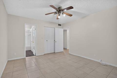 5181 W Oakland Park Boulevard #104, Lauderdale Lakes FL - photo 12 of 32