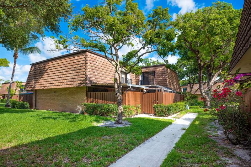 3 bedroom Townhouse at 2205 22nd Lane, Sherwood Lakes, Greenacres — photo 5
