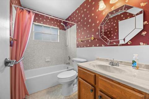 1218 S Lakes End Drive #Apt a, Fort Pierce FL - photo 23 of 52