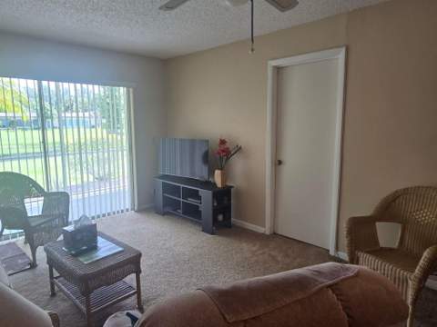 135 Lake Meryl Drive, West Palm Beach FL - photo 24 of 25