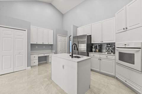 12521 83rd Lane, West Palm Beach FL - photo 13 of 42