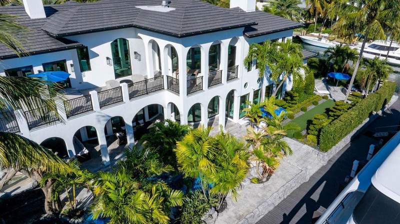 5 bedroom Single Family Residence at 2457 NE 26th Street, Hillsboro Isles, Lighthouse Point — photo 5