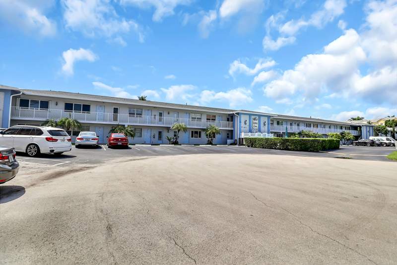 2 bedroom Condominium at 4111 NE 21st Way #211C, Ashley Arms Condo, Lighthouse Point — photo 3