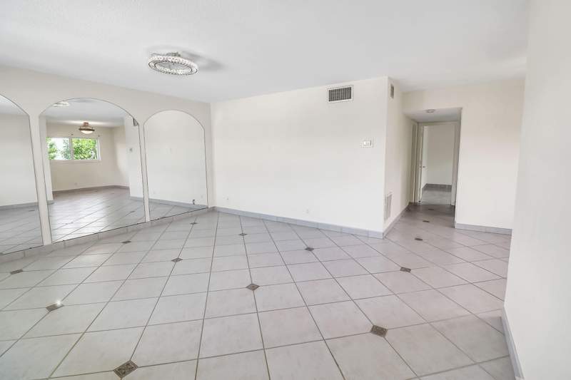 2 bedroom Condominium at 4111 NE 21st Way #211C, Ashley Arms Condo, Lighthouse Point — photo 4