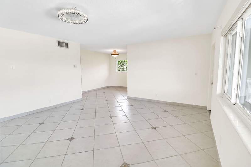 2 bedroom Condominium at 4111 NE 21st Way #211C, Ashley Arms Condo, Lighthouse Point — photo 4