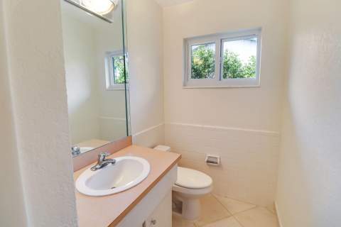 4111 NE 21st Way #211C, Lighthouse Point FL - photo 19 of 31