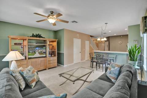 8055 Bellagio Lane, Boynton Beach FL - photo 12 of 47