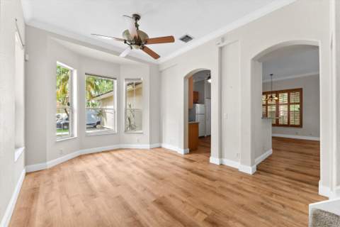 5302 Victoria Circle, West Palm Beach FL - photo 8 of 54