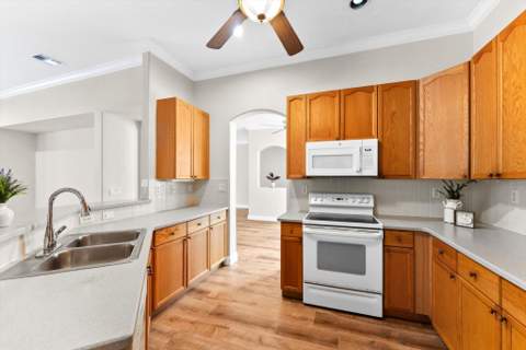 5302 Victoria Circle, West Palm Beach FL - photo 11 of 54