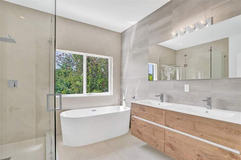 3 bedroom Townhouse at 815 NE 17th Avenue #5, Progresso, Fort Lauderdale — photo 5