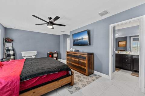 313 Palm Breezes Drive, Fort Pierce FL - photo 21 of 60