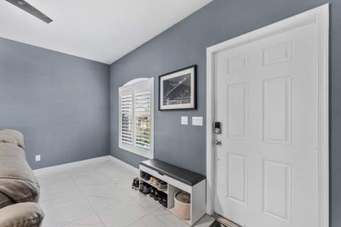 313 Palm Breezes Drive, Fort Pierce FL - photo 17 of 60
