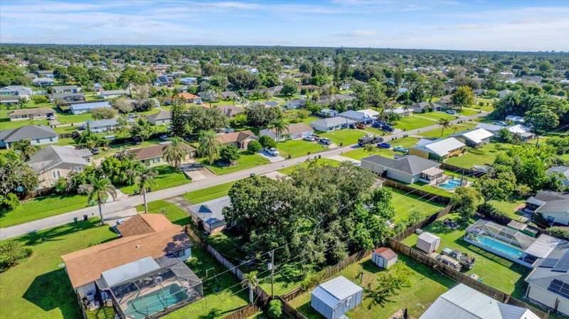 2 bedroom Single Family Residence at 412 SE Dalva Avenue, Port St Lucie Section 18, Port St. Lucie — photo 4