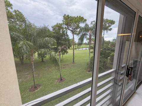 3810 Via Poinciana #303, Greenacres FL - photo 16 of 19