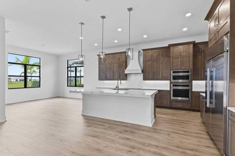 12961 SW Shinnecock Drive, Port St. Lucie FL - photo 8 of 38