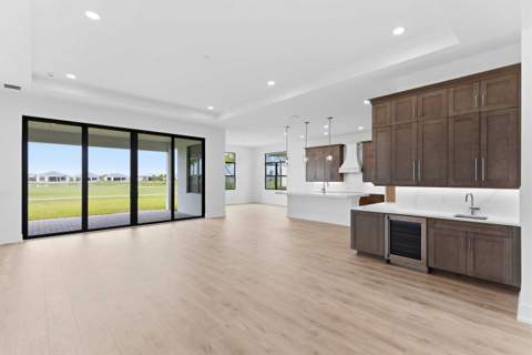 12961 SW Shinnecock Drive, Port St. Lucie FL - photo 12 of 38