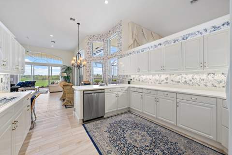 64 Cayman Place, Palm Beach Gardens FL - photo 12 of 31