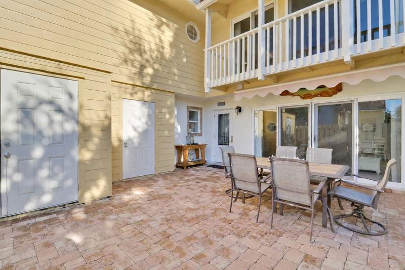 3 bedroom Townhouse at 232 Seabreeze Circle, Sea Brook Place Condo, Jupiter — photo 4