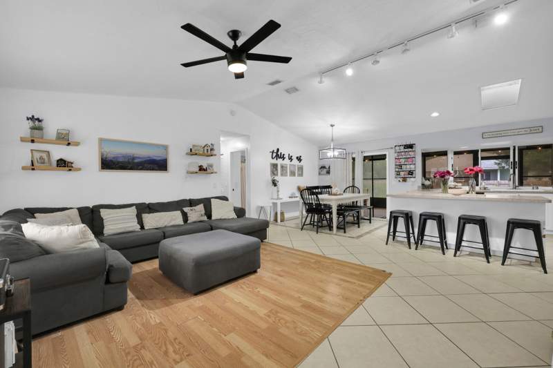 3 bedroom Single Family Residence at 967 SW Sultan Drive, Port St Lucie Section 12, Port St. Lucie — photo 2