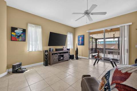 1402 SW Abingdon Avenue, Port St. Lucie FL - photo 19 of 58