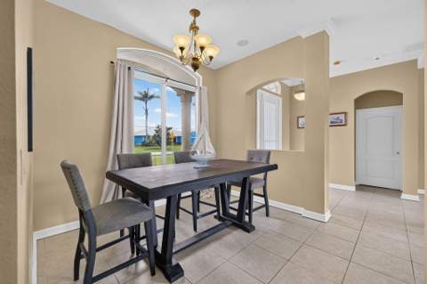 1402 SW Abingdon Avenue, Port St. Lucie FL - photo 9 of 58