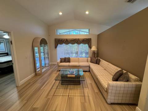 6693 Sun River Road, Boynton Beach FL - photo 8 of 23