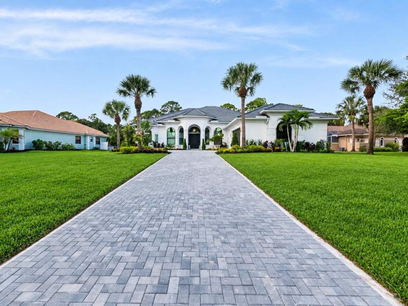 3 bedroom Single Family Residence at 1608 SW Cattail Court, Cobblestone, Palm City — photo 2